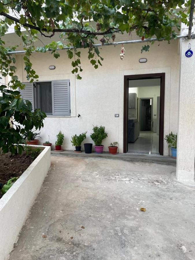 Taku Apartment ซารานเดอ ภายนอก รูปภาพ